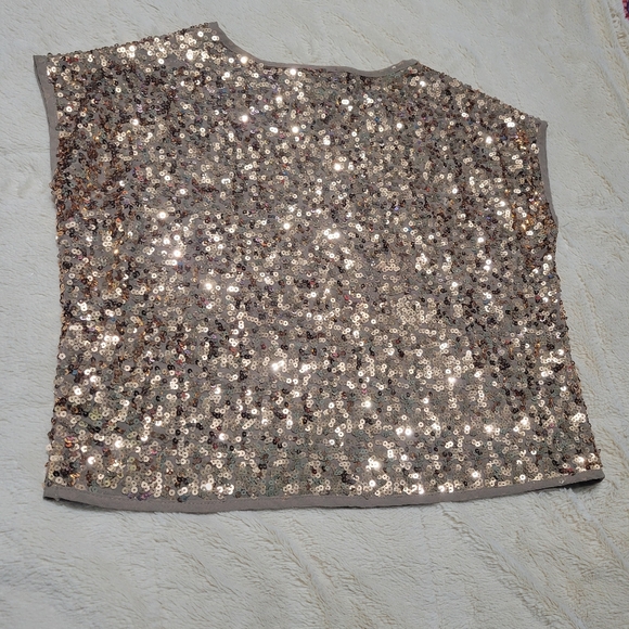 F21 Gold sequin crop top a party top, S - Picture 2 of 7